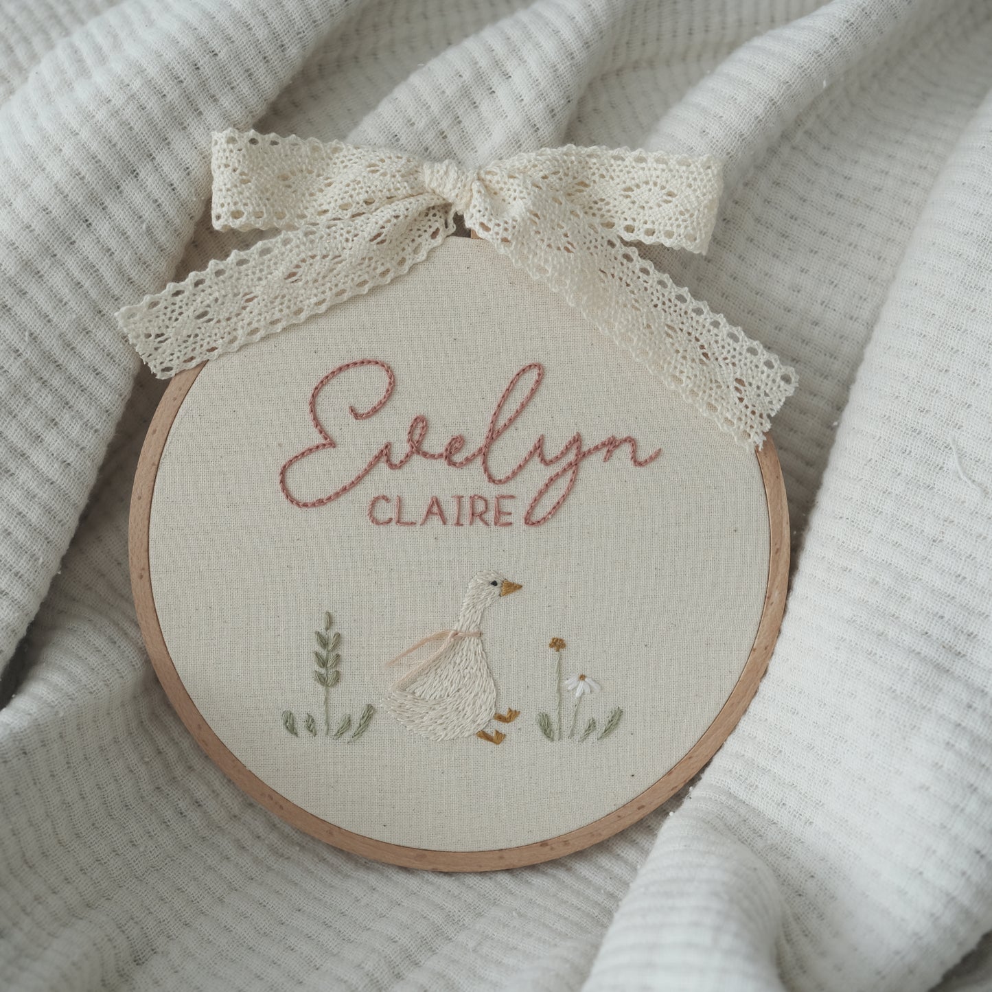 Silly Sitting Goose in Round Hoop