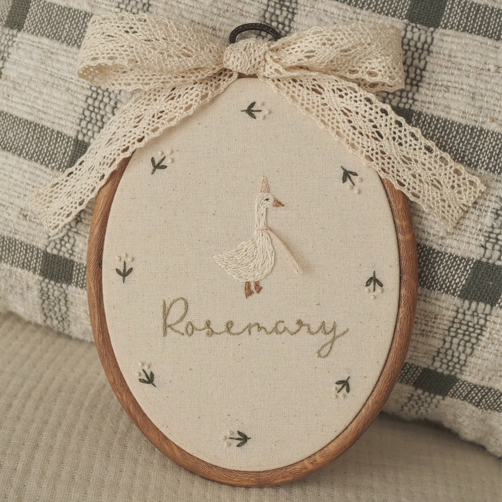 Personalised Goose in Oval Hoop