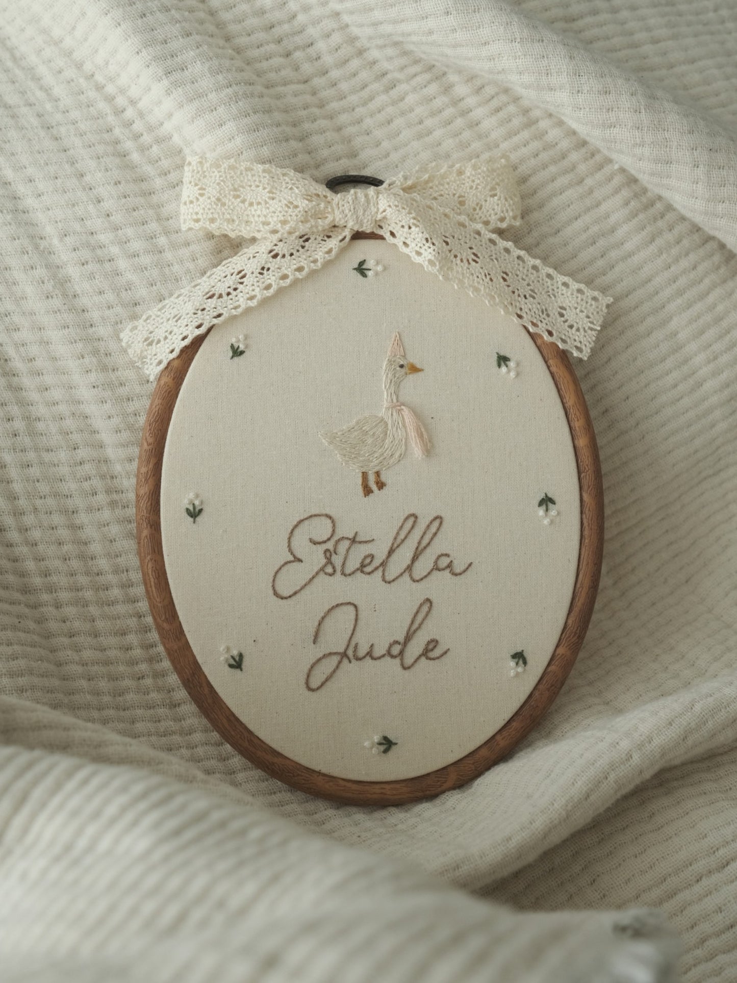 Personalised Goose in Oval Hoop